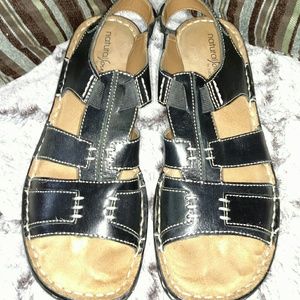 Naturalizer Sandals